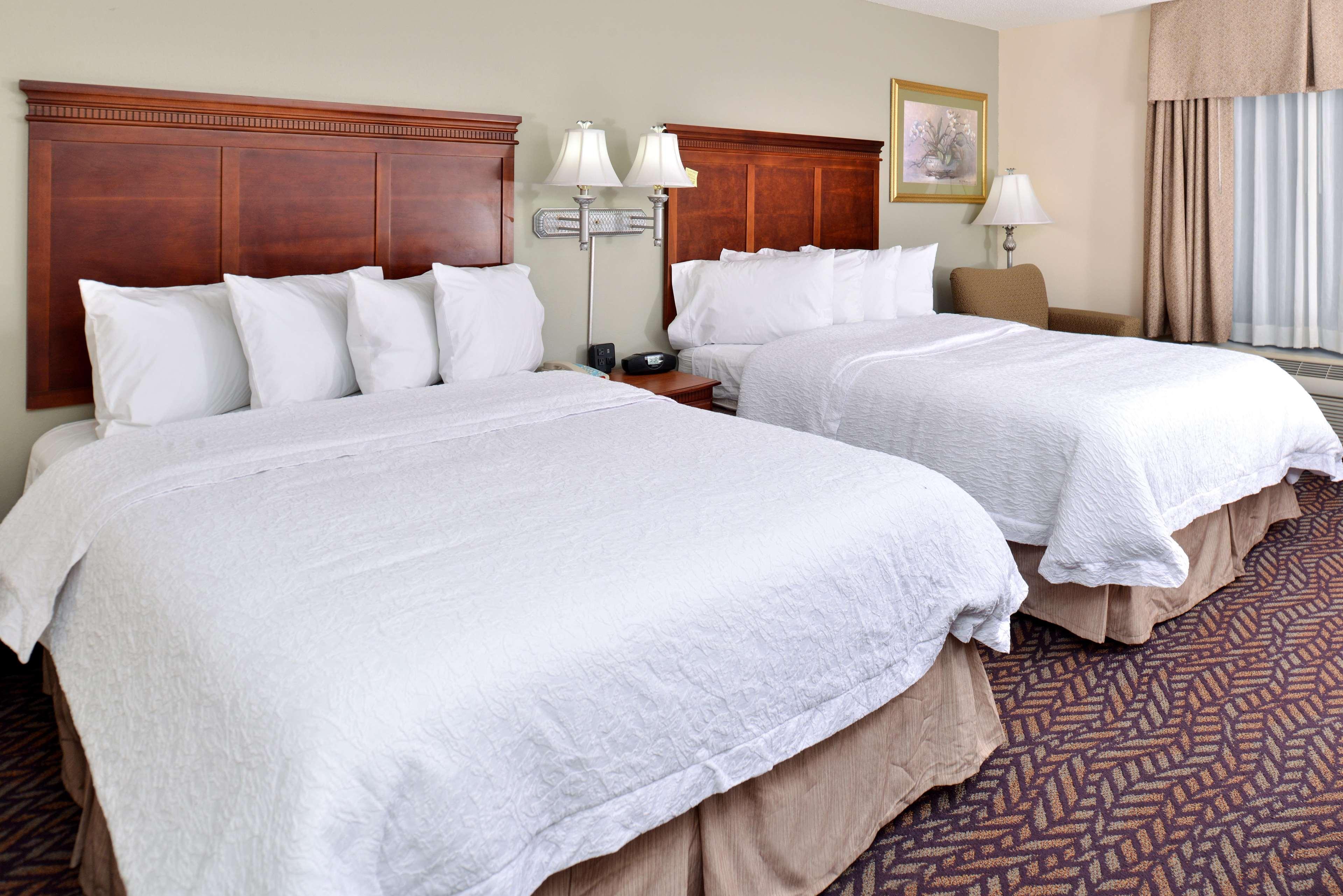 Hampton & Dayton-vandalia Hotel