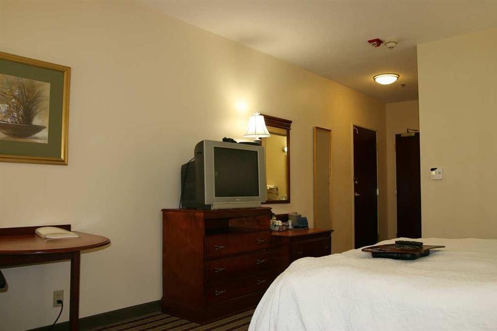 Hotel Hampton & Dayton-vandalia 3*