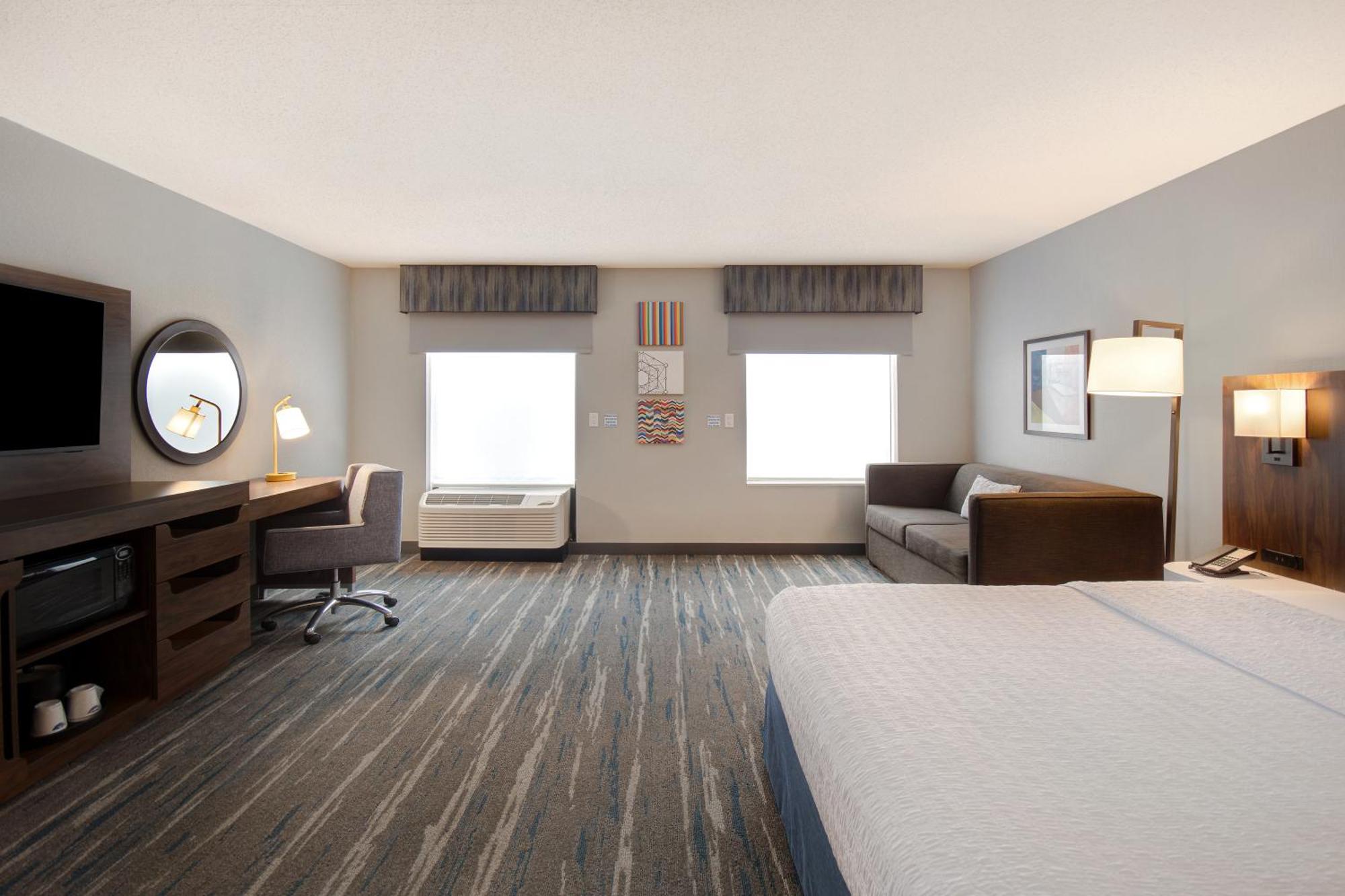 Hampton & Dayton-vandalia Hotel 3*