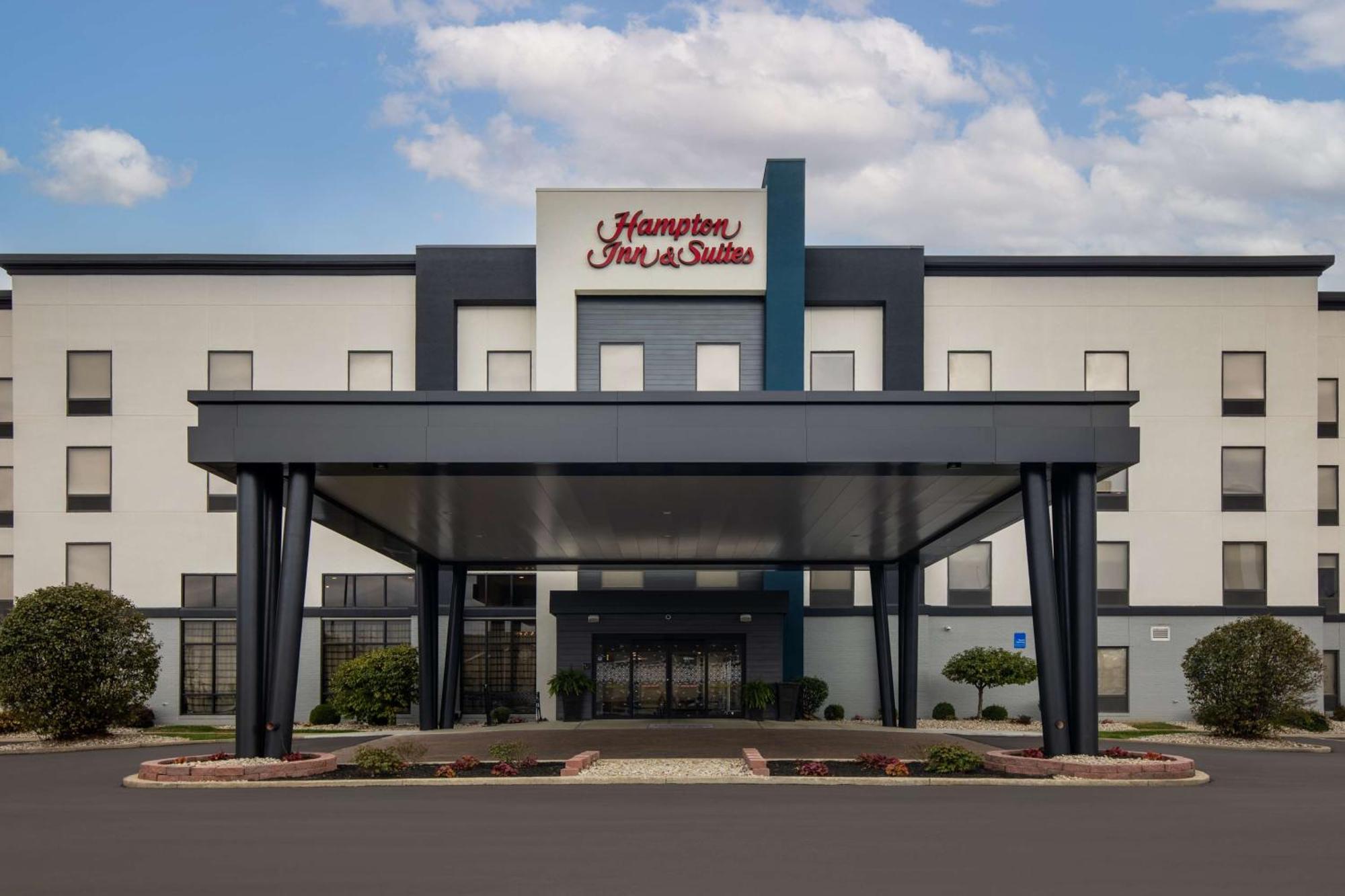 Hampton & Dayton-vandalia Hotel 3*